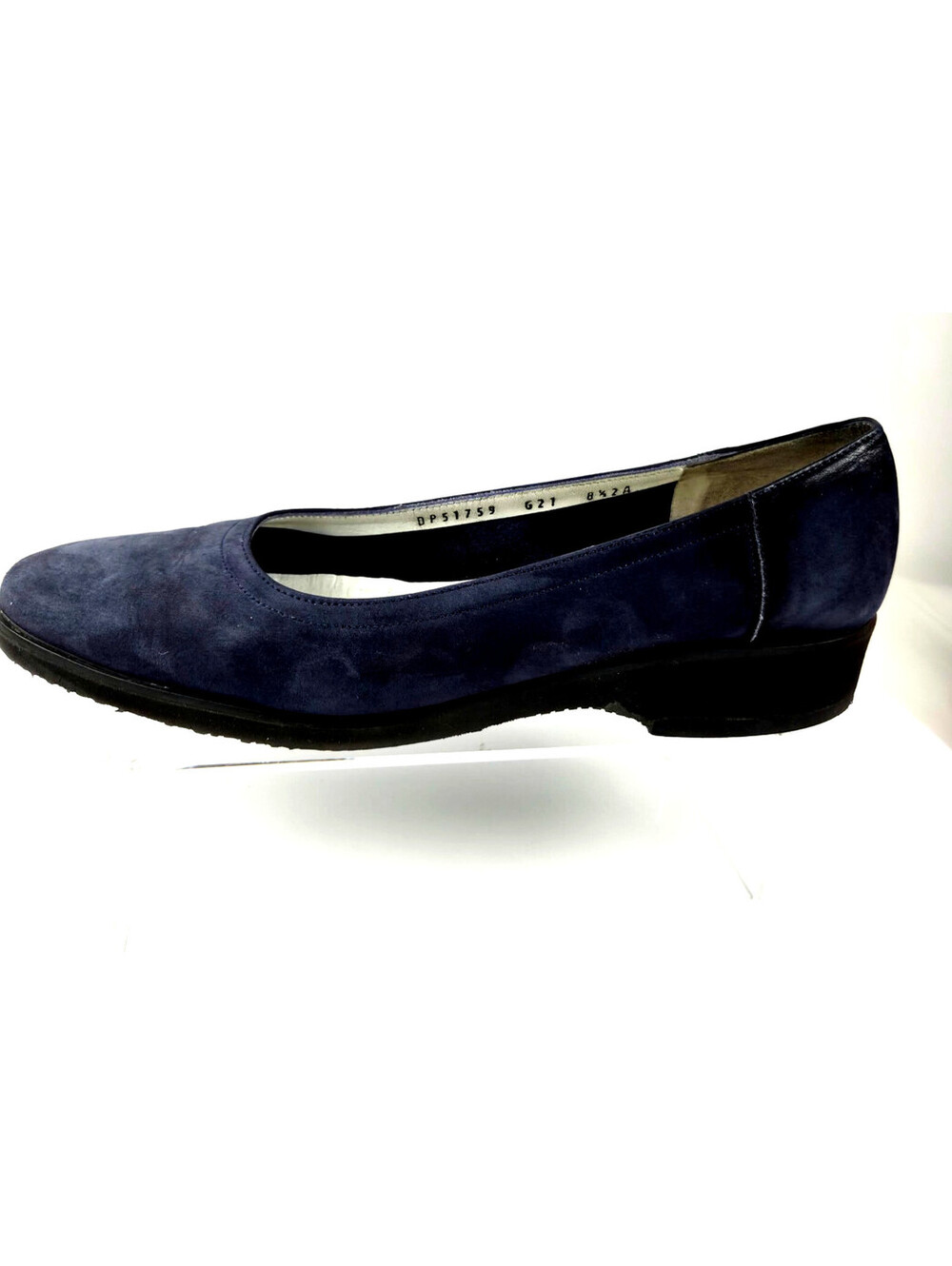 Salvatore Ferragamo Boutique Noisette Navy Suede Pumps 8.5 AA Vintage Italy